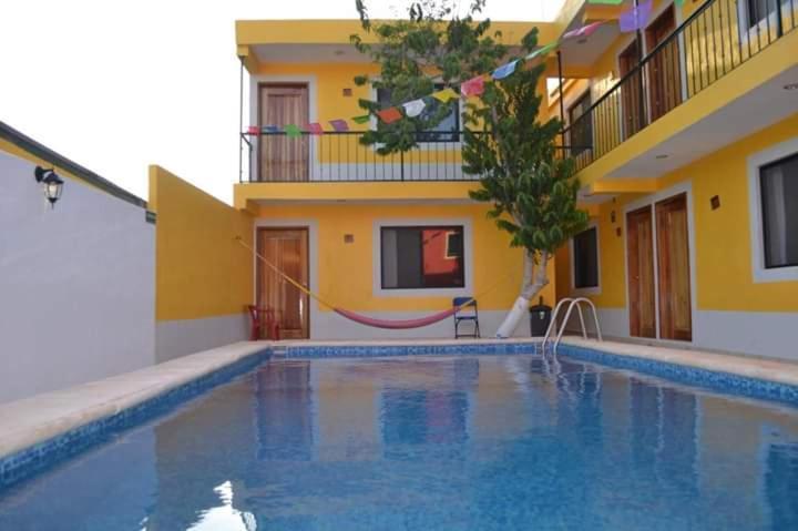 ואיאדוליד Hotel Kinich Ahau מראה חיצוני תמונה
